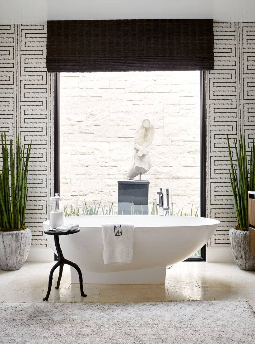 soaking tub soaking tub